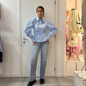 Jeans palazzo con borchie